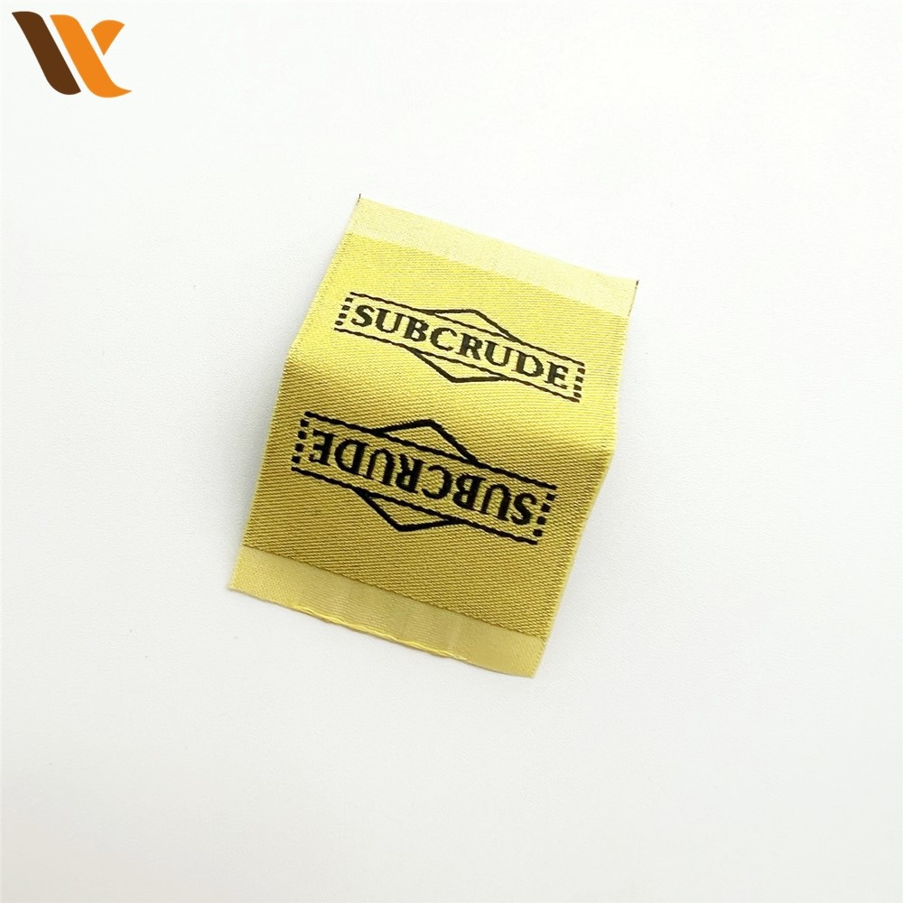 Custom Middle Fold Woven Label For Clothes 2