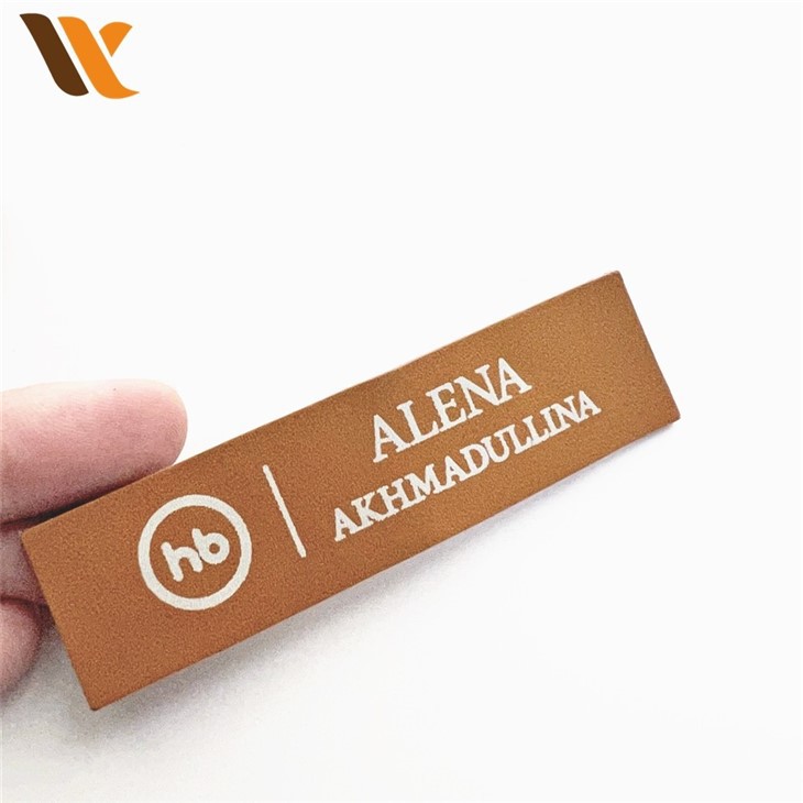 Custom Adaptable Rectangular Leather Label 3